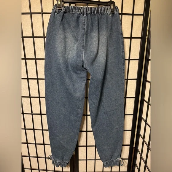 Blue High-Waist Relaxed Jeans for Women With Tie Ankles - Picture 7 of 8